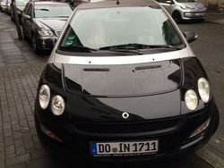 Schwarz metallic Gebraucht 2005 Smart ForFour Kleinwagen | 2.399 € (Etwas zu teuer)