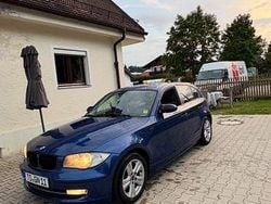 Blau Gebraucht 2007 BMW 120 Kleinwagen | 2.999 € (Etwas zu teuer)