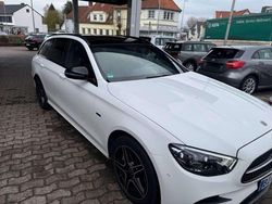 Polarweiss Gebraucht 2021 Mercedes E300 AMG line Kombi | 37.500 € (Etwas zu teuer)