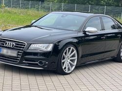 Schwarz Gebraucht 2012 Audi S8 Limousine | 29.999 €