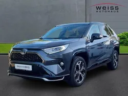 Grau Gebraucht 2021 Toyota RAV4 Hybrid Style SUV | 36.990 € (Fairer Preis)
