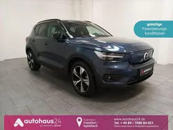 Blau Gebraucht 2022 Volvo XC40 Pro SUV | 28.970 € (Fairer Preis)