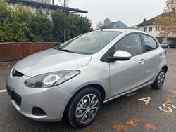 Silber Gebraucht 2009 Mazda 2 Independence Kleinwagen | 3.990 € (Fairer Preis)