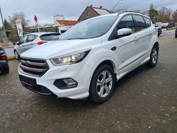 Weiß Gebraucht 2019 Ford Kuga ST-Line SUV | 16.990 € (Fairer Preis)