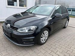 Deep black perleffekt Gebraucht 2016 VW Golf VII LOUNGE Limousine | 6.990 €