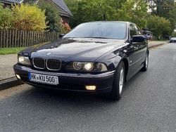 Blau Gebraucht 2000 BMW 540 Limousine | 14.880 € (Guter Preis)