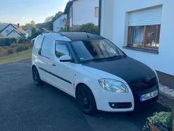 Weiß Gebraucht 2007 Skoda Roomster Limousine | 3.200 €