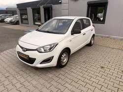 Weiß Gebraucht 2014 Hyundai i20 Classic Kleinwagen | 4.499 € (Fairer Preis)