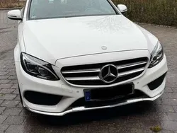 Weiß Gebraucht 2017 Mercedes C250 AMG line Kombi | 21.500 € (Fairer Preis)