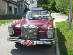 Mercedes 220