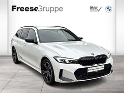 Weiß Gebraucht 2024 BMW 318 M Sport Kombi | 37.450 € (Fairer Preis)