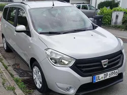 Silber Gebraucht 2017 Dacia Lodgy Lauréate Van / Kleinbus | 8.000 € (Fairer Preis)