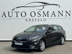 Schwarz Gebraucht 2023 Kia Ceed | 21.400 € (Guter Preis)