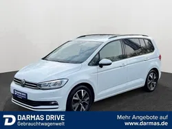 Weiß Gebraucht 2023 VW Touran Comfortline Van / Kleinbus | 28.990 € (Guter Preis)