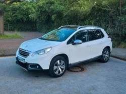 Weiß Gebraucht 2013 Peugeot 2008 SUV | 6.000 € (Fairer Preis)