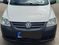Weiß Gebraucht 2011 VW Fox Kleinwagen | 1.200 € (Fairer Preis)