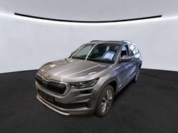 Graphitegrau metallic (metallic) Gebraucht 2023 Skoda Kodiaq Ambition SUV | 29.899 € (Superpreis)