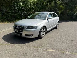 Silber Gebraucht 2005 Audi A3 Sportback Ambition Limousine | 2.900 € (Fairer Preis)