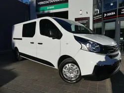 Weiß (metallic) Gebraucht 2021 Fiat Talento Van | 23.599 € (Etwas zu teuer)