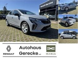 Grau Gebraucht 2025 Renault Clio V Evolution Limousine | 18.990 € (Fairer Preis)