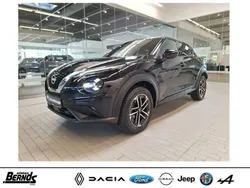 Black metallic Gebraucht 2024 Nissan Juke N-Connecta SUV | 20.880 € (Fairer Preis)