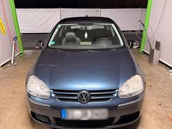 Blau Gebraucht 2007 VW Golf V Limousine | 2.200 € (Fairer Preis)