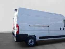 Weiß Gebraucht 2024 Citroën Jumper Van / Kleinbus | 32.799 € (Guter Preis)