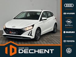 Weiß Gebraucht 2024 Hyundai i20 Trend Limousine | 19.919 € (Fairer Preis)