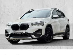 Weiß Gebraucht 2021 BMW X1 Sport Line SUV | 25.880 € (Fairer Preis)
