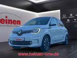 Weiß Gebraucht 2021 Renault Twingo SE Kleinwagen | 12.599 € (Fairer Preis)