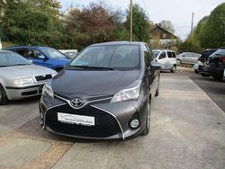 Grau Gebraucht 2017 Toyota Yaris Edition-S Limousine | 7.800 € (Superpreis)