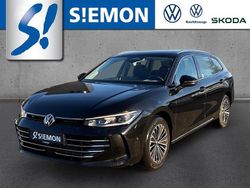 Schwarz Gebraucht 2025 VW Passat Elegance Limousine | 35.930 € (Superpreis)