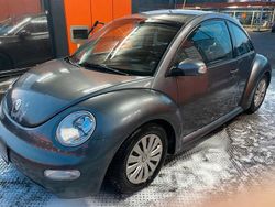 Grau Gebraucht 2006 VW Beetle Kleinwagen | 800 €