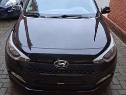 Schwarz Gebraucht 2016 Hyundai i20 Active Kleinwagen | 6.450 € (Fairer Preis)