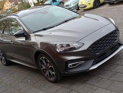 Magnetic grau Gebraucht 2021 Ford Focus Kombi | 17.950 € (Superpreis)