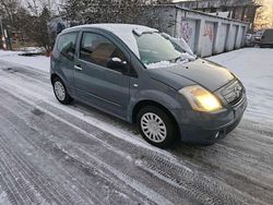 Blau Gebraucht 2004 Citroën C2 Kleinwagen | 999 € (Fairer Preis)