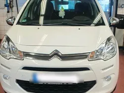 Weiß Gebraucht 2014 Citroën C3 Kleinwagen | 4.350 €