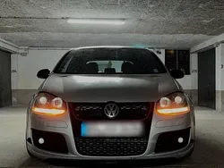 Silber Gebraucht 2005 VW Golf V GTI Kleinwagen | 4.000 € (Superpreis)