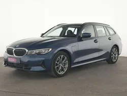 Phytonicblau Gebraucht 2021 BMW 320e Sport Line Limousine | 26.455 € (Etwas zu teuer)