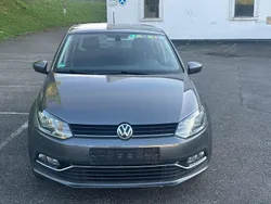 Grau Gebraucht 2016 VW Polo Highline Kleinwagen | 6.999 € (Fairer Preis)