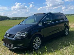 Schwarz Gebraucht 2016 VW Sharan Highline Van / Kleinbus | 22.599 € (Fairer Preis)