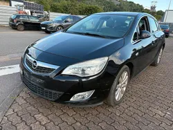 Schwarz Gebraucht 2011 Opel Astra Limousine | 1.799 € (Superpreis)