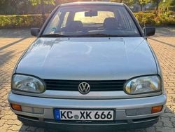 Silber Gebraucht 1996 VW Golf III Limousine | 1.500 € (Guter Preis)