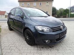 Blau Gebraucht 2014 VW Golf VII Life Kleinwagen | 8.999 € (Superpreis)