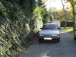 Silber Gebraucht 1987 Saab 900 Kleinwagen | 8.999 €
