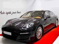 Schwarz Gebraucht 2013 Porsche Panamera 4S Executive Limousine | 28.000 €