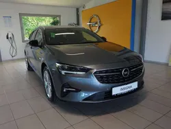 Licht grau Gebraucht 2020 Opel Insignia Country Tourer Innovation Kombi | 20.825 € (Fairer Preis)