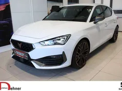 Nevada weiß (metallic) Gebraucht 2024 Cupra Leon VZ Limousine | 34.480 € (Fairer Preis)