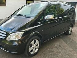 Schwarz Gebraucht 2010 Mercedes Viano Van / Kleinbus | 10.700 € (Superpreis)