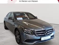 Grau Gebraucht 2020 Mercedes E300 Limousine | 29.989 € (Guter Preis)